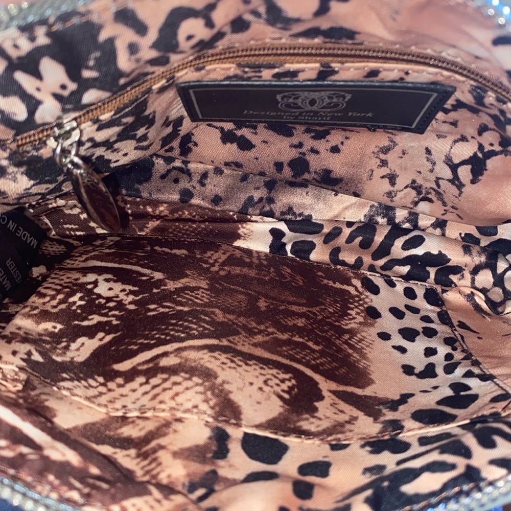 Sharif Crossbody with Flower Design - Picture 11 of 15